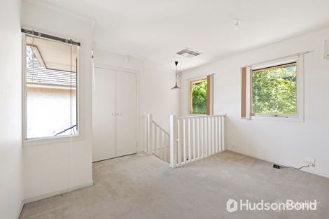 Property photo of 2/10 Clay Drive Doncaster VIC 3108