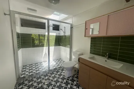 Property photo of 16 Mango Avenue Eimeo QLD 4740