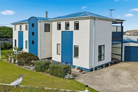 3 Miriam Ct, San Remo, VIC 3925