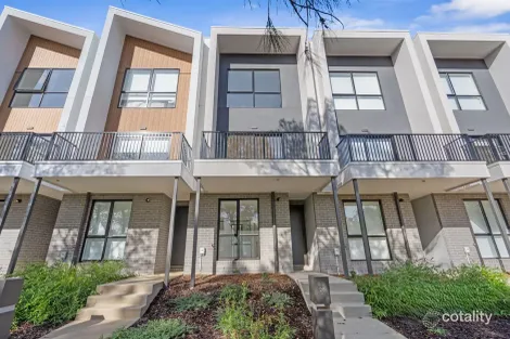 8 Bocconcini Walk, Mill Park, VIC 3082