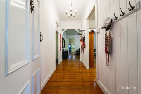 Property photo of 59 Wynnum North Road Wynnum QLD 4178