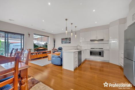 Property photo of 1/78 Greenhills Drive Kurunjang VIC 3337