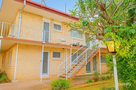 1/3 Railway Pde, Clayfield, QLD 4011