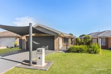 Property photo of 15 Regatta Way Summerland Point NSW 2259