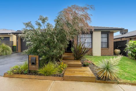 Property photo of 71 Oleary Way Maddingley VIC 3340