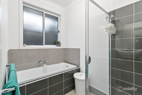 Property photo of 168 Heysen Boulevard Mount Barker SA 5251