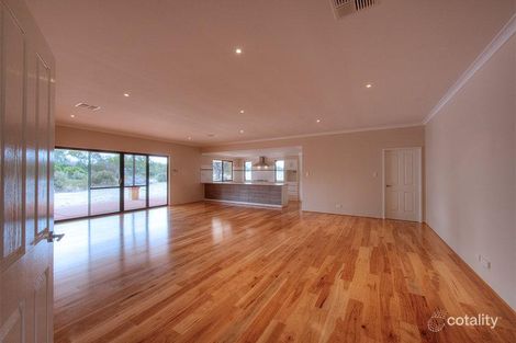 Property photo of 31 Makybe Boulevard Byford WA 6122