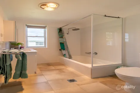 Property photo of 109E Fitzroy Street Walcha NSW 2354