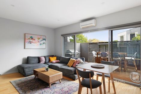 Property photo of 19 Silverash Drive Bundoora VIC 3083