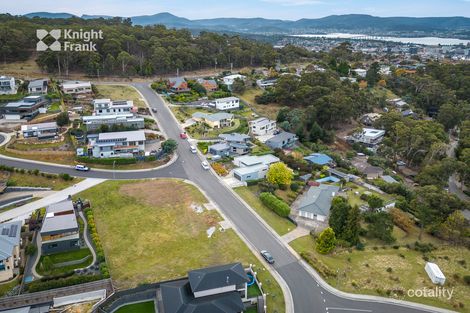 11 Thelma Dr, West Hobart, TAS 7000