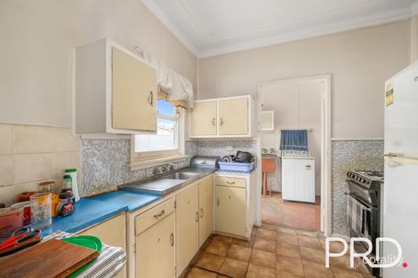 Property photo of 7 Coolaroo Crescent Lurnea NSW 2170
