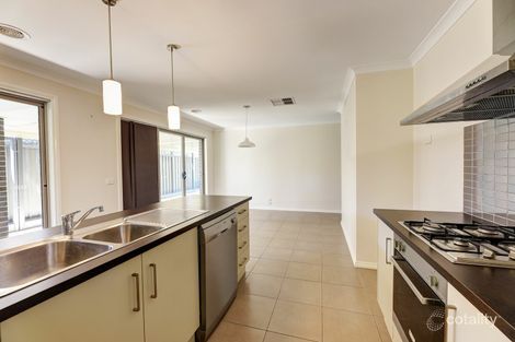 Property photo of 9 Wooloona Court Wangaratta VIC 3677