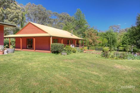 337 Roberts Creek Rd, Porepunkah, VIC 3740