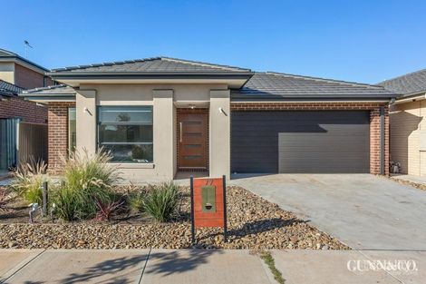 Property photo of 77 Lansdowne Parade Tarneit VIC 3029