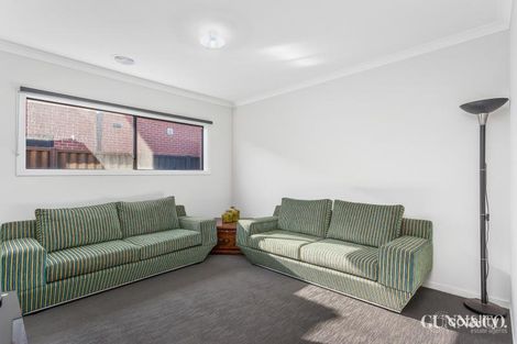 Property photo of 77 Lansdowne Parade Tarneit VIC 3029