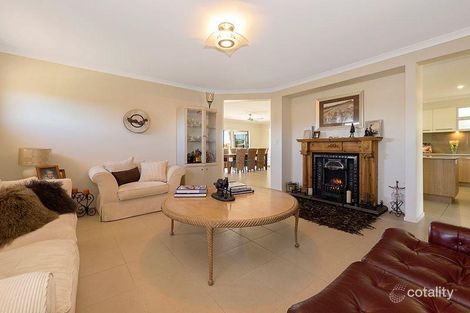 Property photo of 4 Kauri Pine Close Moggill QLD 4070