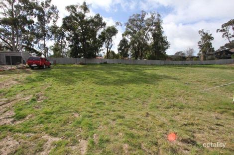 19 Henry Ave, Mount Clear, VIC 3350