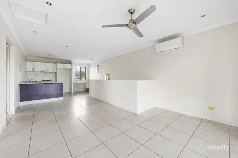 Property photo of 12 Bampi Street Durack QLD 4077