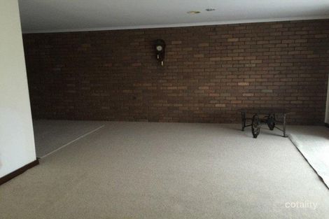 Property photo of 10 Le Grange Traralgon VIC 3844