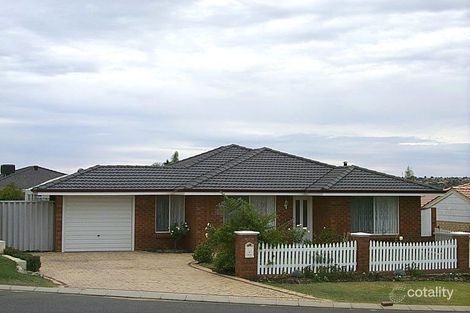 18 Forfar Glen, Kinross, WA 6028