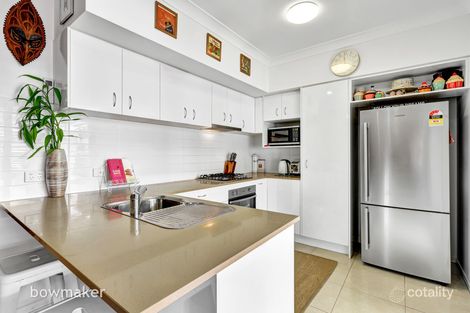 Property photo of 18 Shearer Crescent Kallangur QLD 4503
