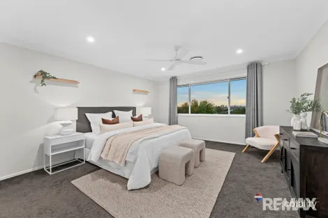 Property photo of 16 Warren Street Wakerley QLD 4154