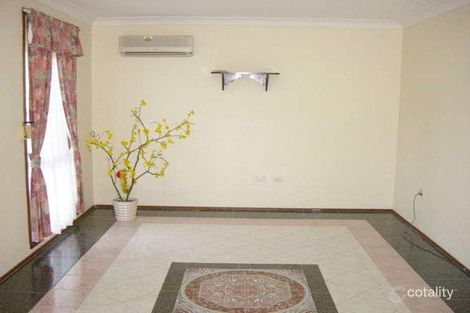 Property photo of 11 Larow Place Bonnyrigg NSW 2177