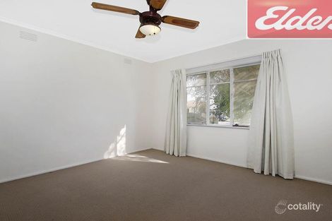 Property photo of 98 Tarakan Street Wodonga VIC 3690