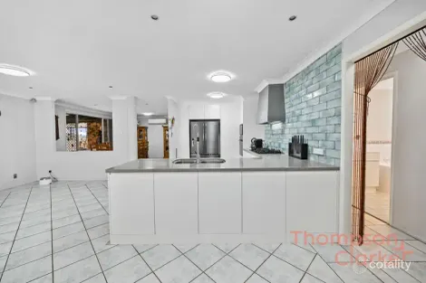 Property photo of 22 Condor Close Cameron Park NSW 2285