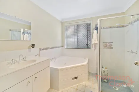 Property photo of 22 Condor Close Cameron Park NSW 2285