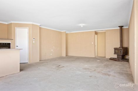 Property photo of 28 Jacaranda Loop Collie WA 6225