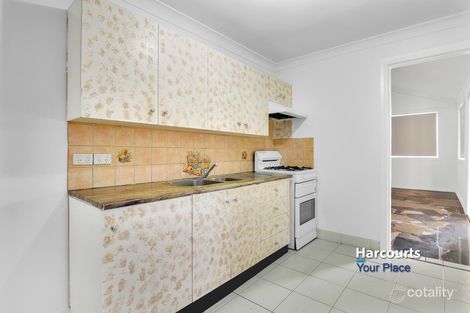 Property photo of 10 Samoa Place Lethbridge Park NSW 2770