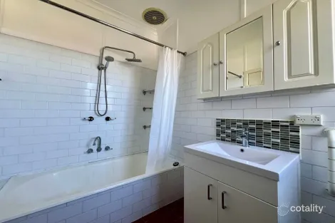 Property photo of 4 Charles Rigg Avenue Parkes NSW 2870