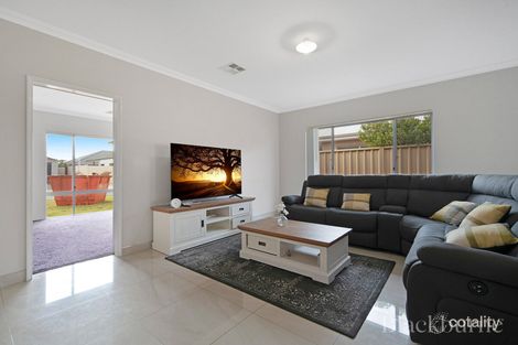 Property photo of 11 Carran Lane Canning Vale WA 6155