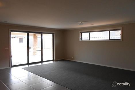 Property photo of 6 Holstein Close Delacombe VIC 3356