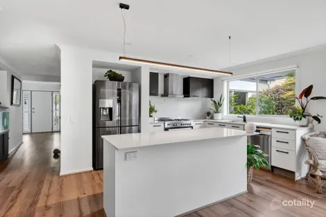 Property photo of 15 Glider Street Mount Duneed VIC 3217
