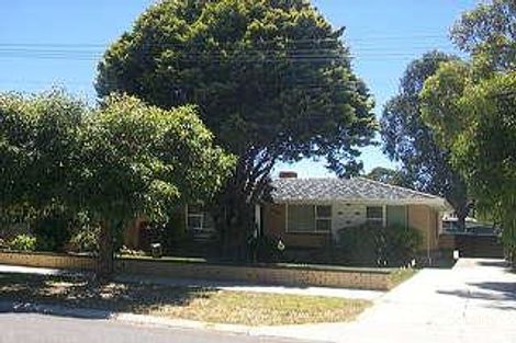 19 Edinburgh Rd, Forrestfield, WA 6058