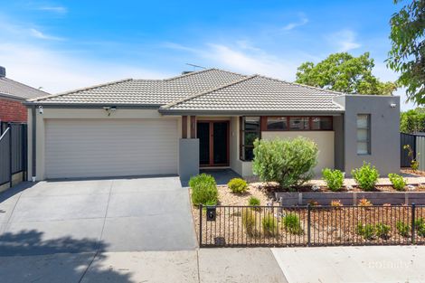 86 Huntington Dr, Craigieburn, VIC 3064