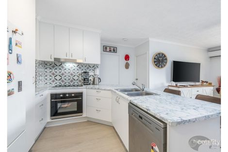 Property photo of 4/10-12 Bath Street Labrador QLD 4215