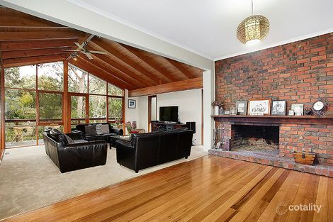Property photo of 32 Orchard Avenue Eltham North VIC 3095