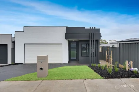 Property photo of 3 Jules Way Pakenham VIC 3810