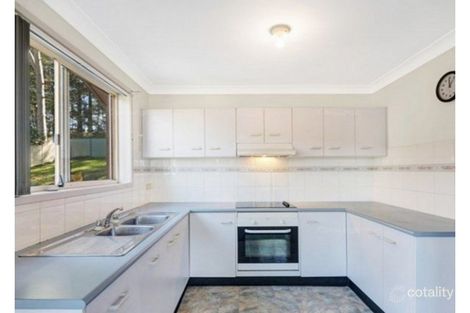 Property photo of 18 Treeview Place Mardi NSW 2259