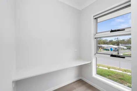 Property photo of 46 Saintly Road Logan Reserve QLD 4133