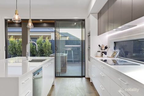 Property photo of 11 Joe Close Barden Ridge NSW 2234