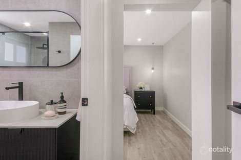 Property photo of 5 Mars Place Lansvale NSW 2166
