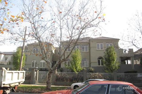 4/4 Shakespeare Gr, Hawthorn, VIC 3122