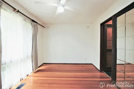 Property photo of 280 Gladstone Road Dandenong North VIC 3175