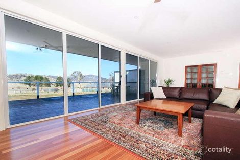 Property photo of 12 O'Malley Place Googong NSW 2620