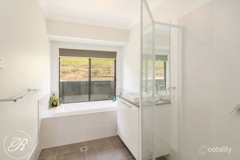 Property photo of 19 Suncrest Close Bulahdelah NSW 2423