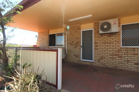 2/20 Gray St, The Gap, QLD 4825